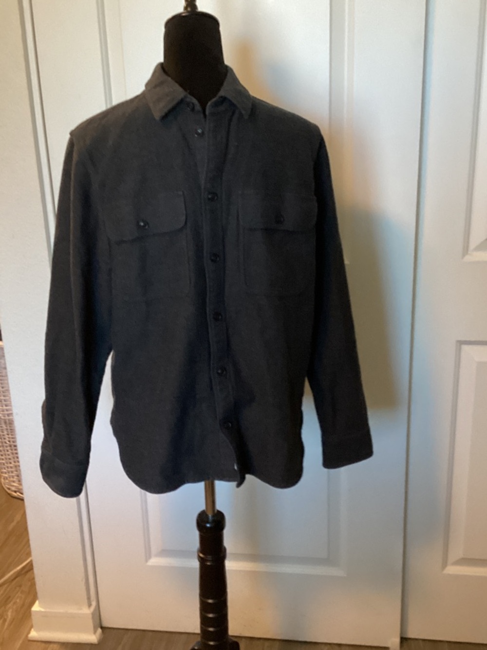 Everlane  Men's Dark Gray Button-Up Heavyweight Shirt Shacket M